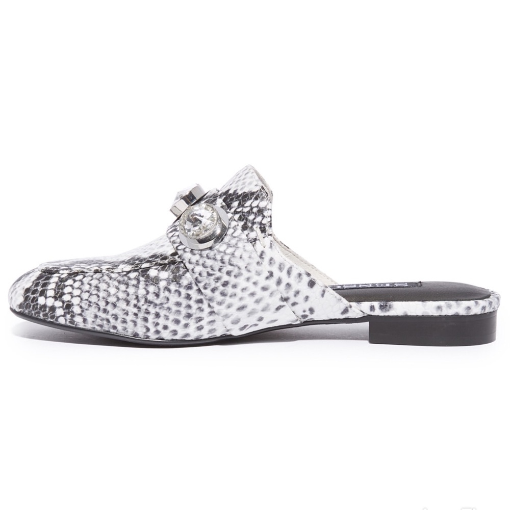 🆕{SENSO}RioII Snake Emboss Diamond Mule - Picture 8 of 10
